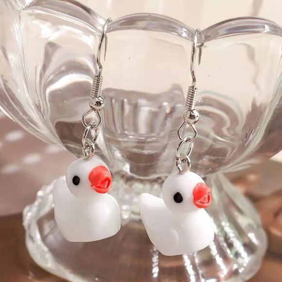 🆕White Duck Charm Dangle Earrings - Picture 3 of 5